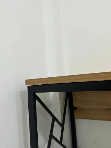 ПРОДАЁТСЯ 2 офисных стола (loft)