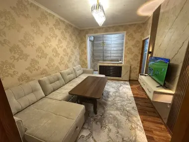 Чиланзар 3 центр 2/4/4 ЕВРО 500 уе
