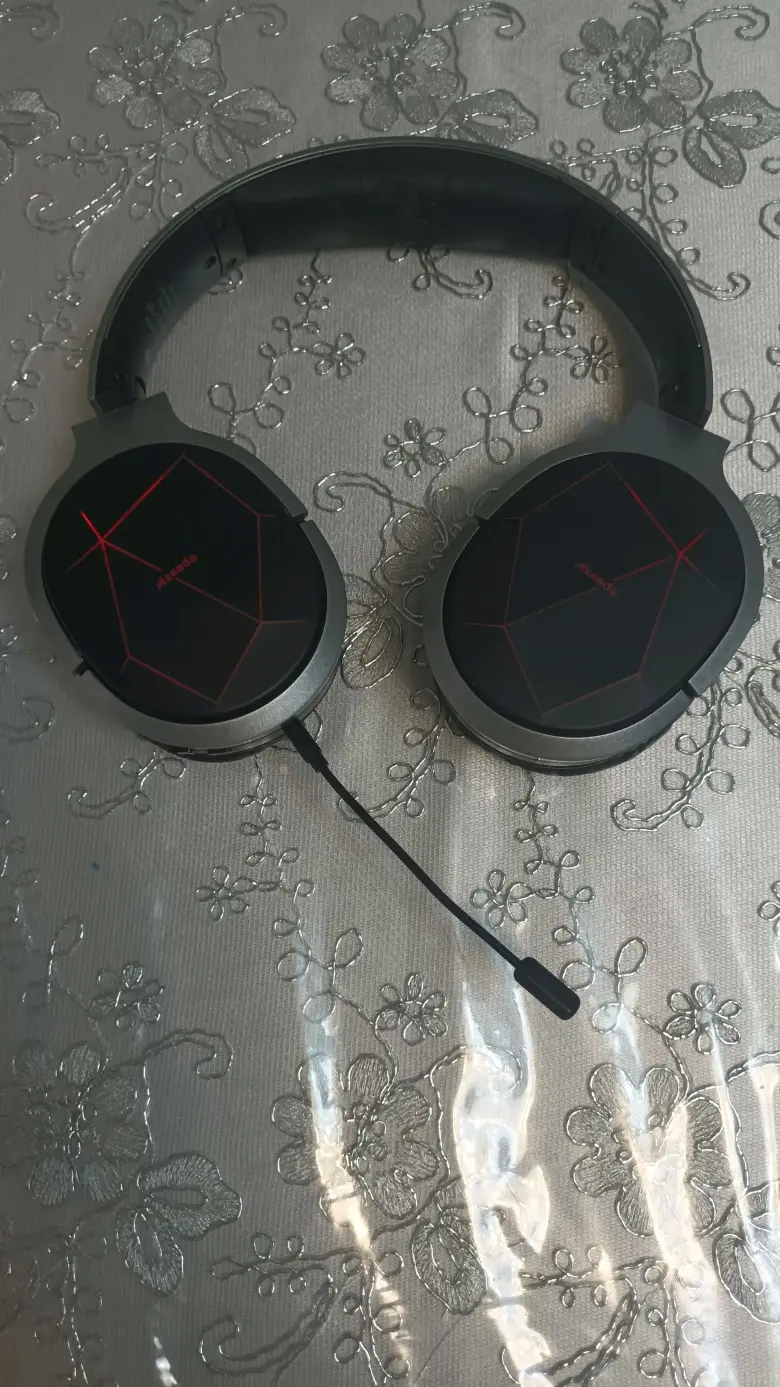 Maiku series wireless gaming headphone — 4/10