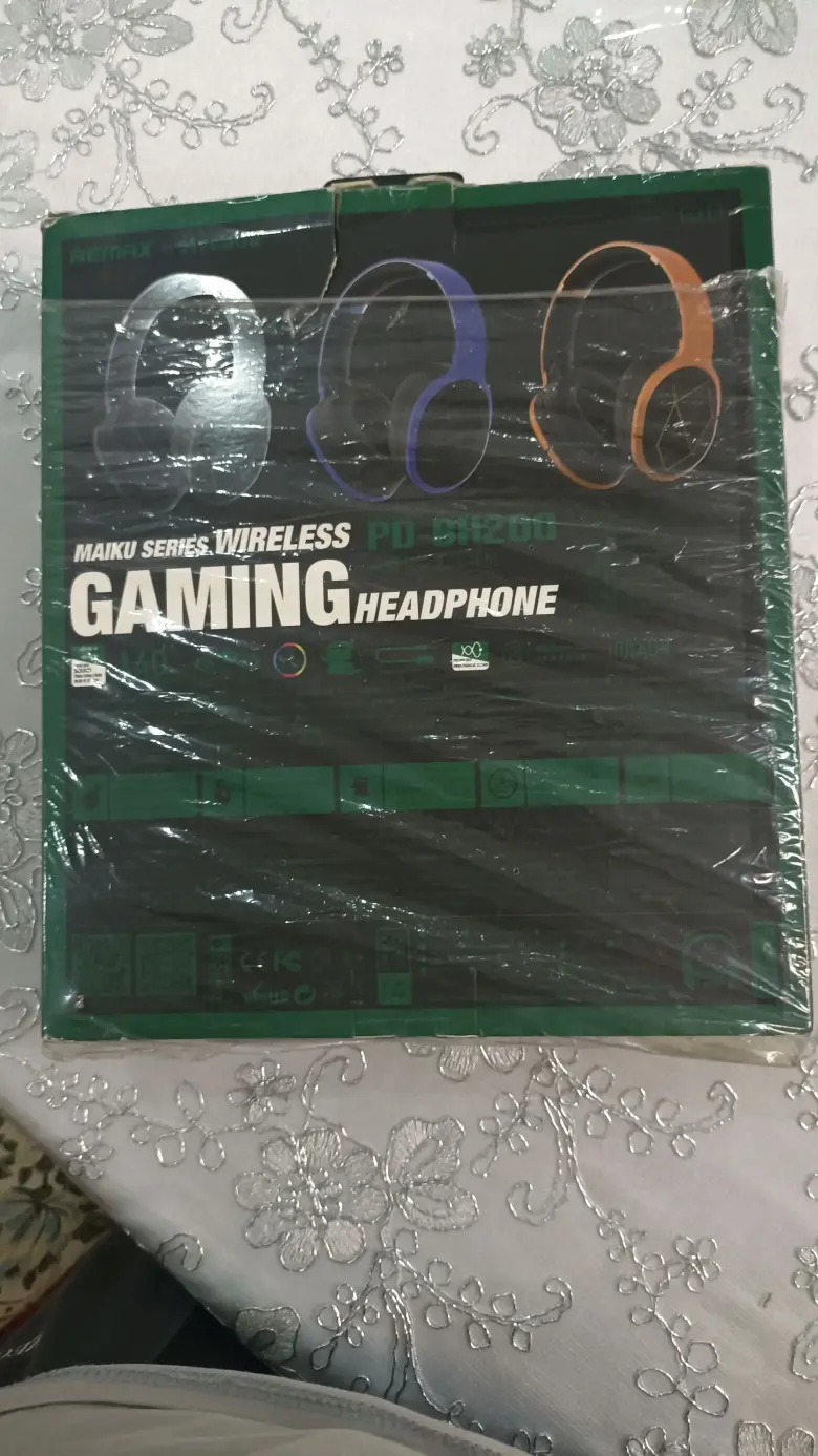 Maiku series wireless gaming headphone — 8/10