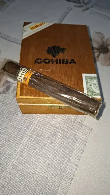 Продам сигары Кубинские "Гавана" "Cohiba" 6шт