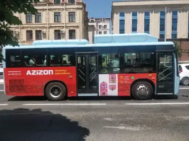 Avtobus Reklama Xizmati | Avtobuslarda Reklama Joylashtirish | IN OUT Marketing
