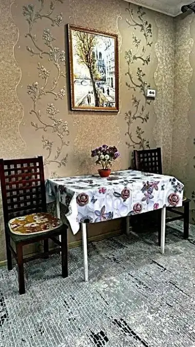 Метро Буюк Ипак Йули. Горького. Боз Базар. — 3/7