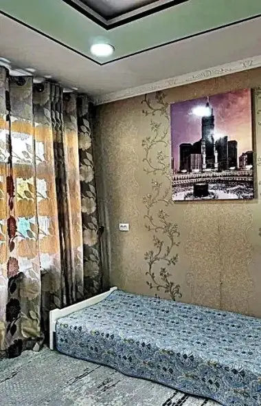 Метро Буюк Ипак Йули. Горького. Боз Базар. — 2/7