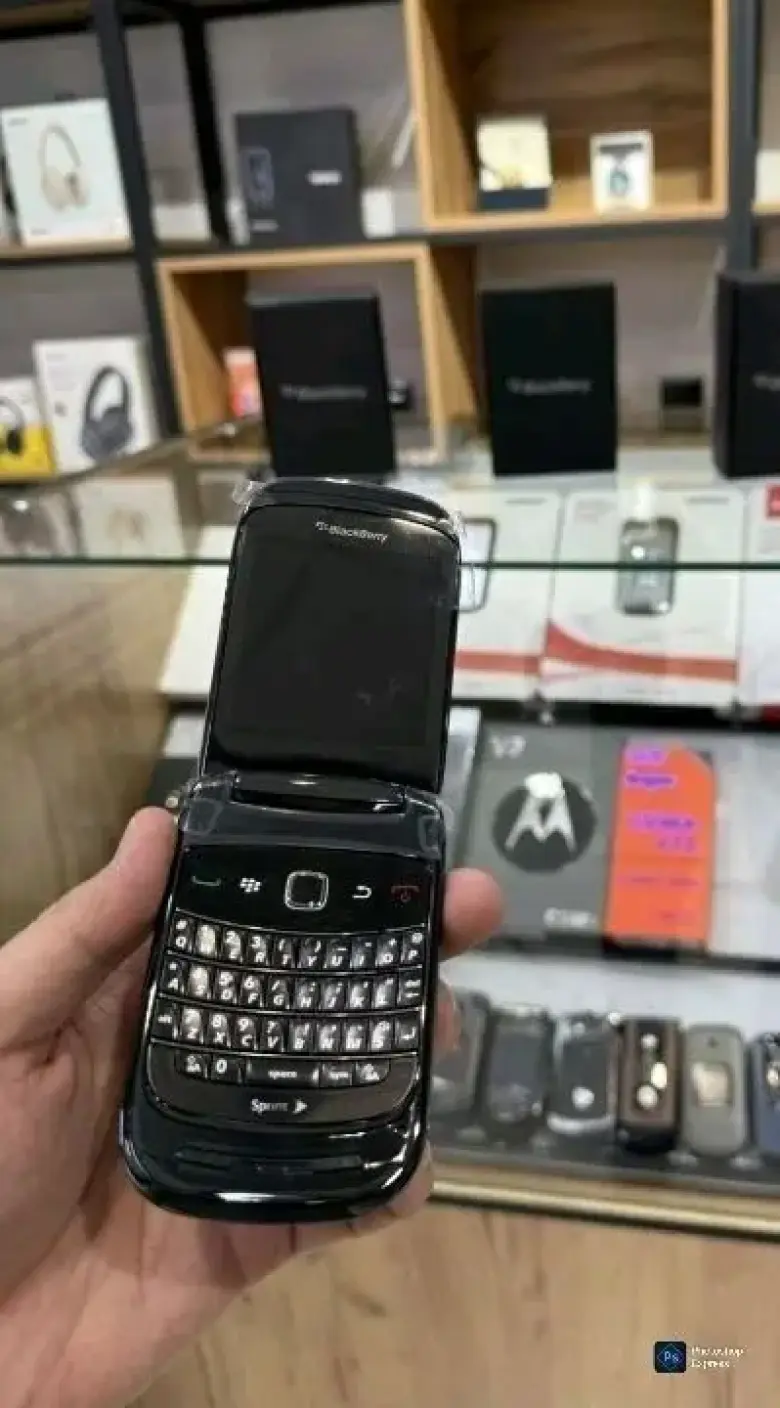 Blackberry 9670 CDMA PERFECTUM Mobile Новый Коробка документ — 2/7