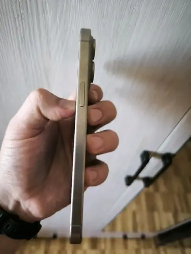 Iphone 15 Pro Max 512 sim e-sim — 5/8