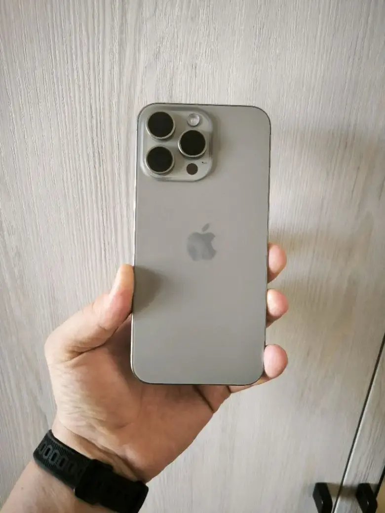 Iphone 15 Pro Max 512 sim e-sim — 2/8