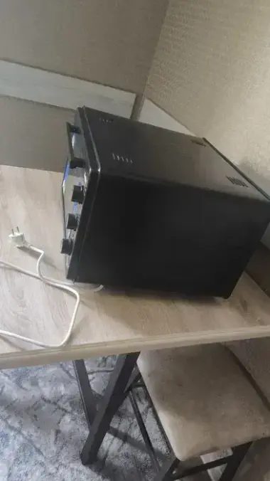 Срочно продам электрическую мини-печь ÖDÜL Model 3601