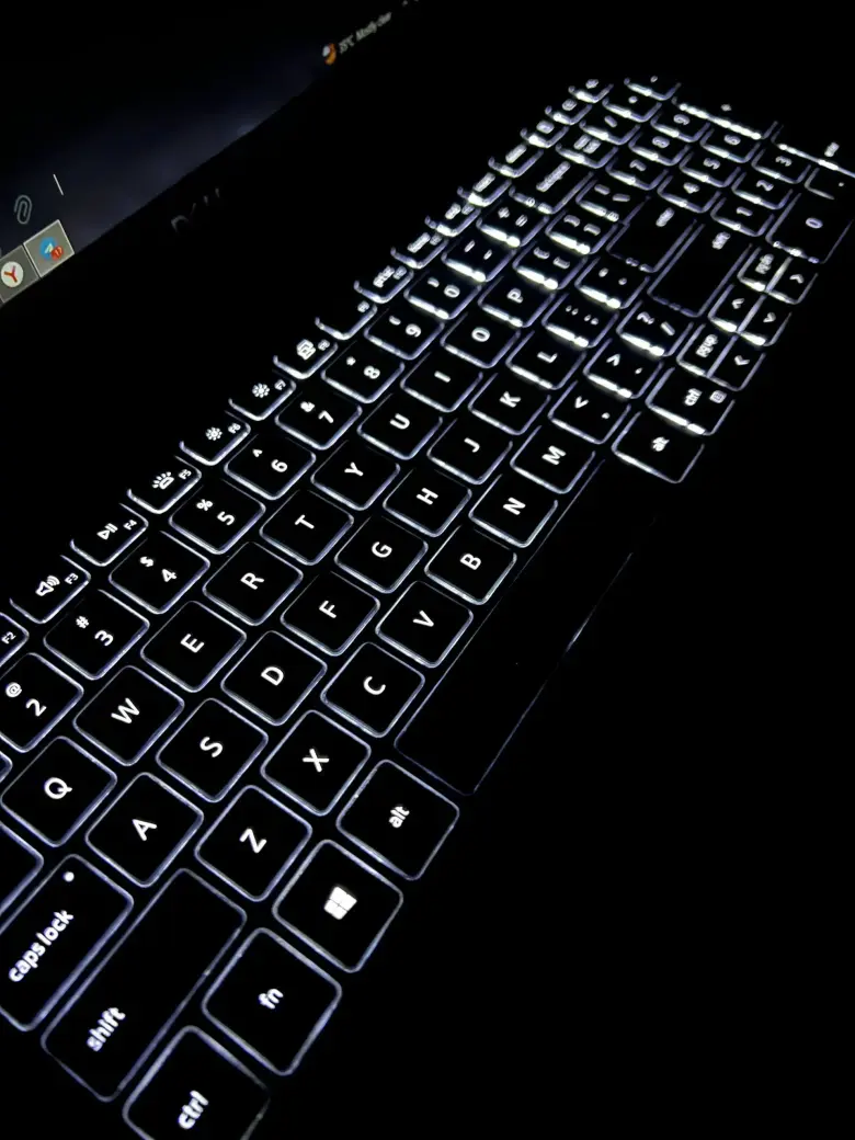Dell Latitude i5 10-avlod | 512GB SSD | TOUCHSCREEN | Ideal holatda — 4/8