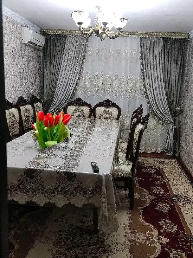 Uchtepa tumani 26 mavzeda dom sotiladi 2 hona,3 hona qilingan 58 kvnaehi 74000$ — 6/8