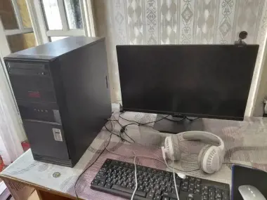 Xeon X3440 GTX 750 32GB RAM SSD 512GB