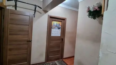 Продаётся квартира Ташкента метро Шахристан Юнусабаде 3/3/4 кирпичный обстановко — 9/10
