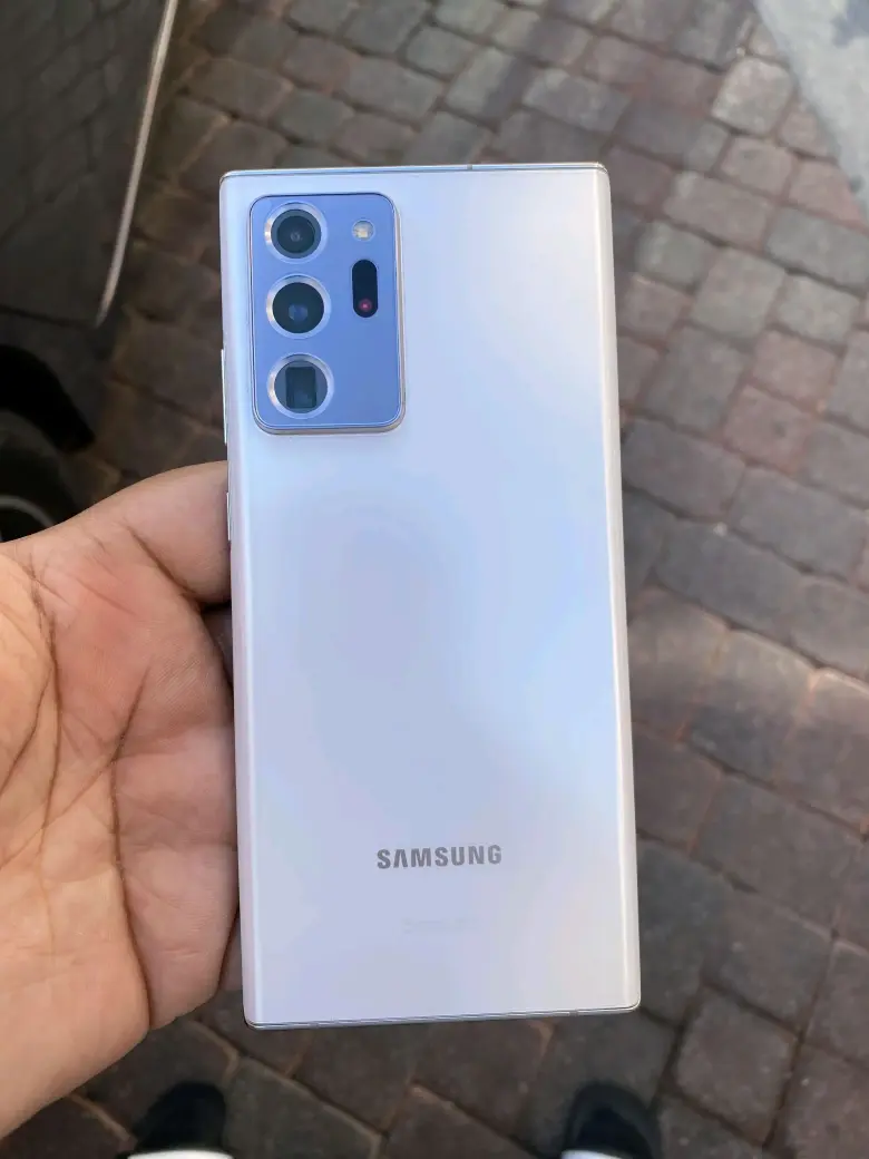 Samsung note 20 ultra 12/256 — 2/3