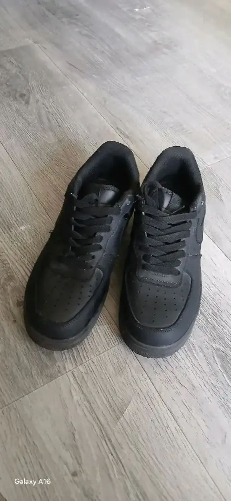 NIKE AIR FORCE 37 размер — 1/2