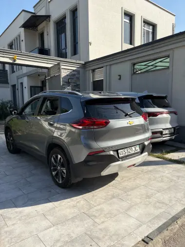 Chevrolet Tracker Premier plus Turbo 2023 — 5/9