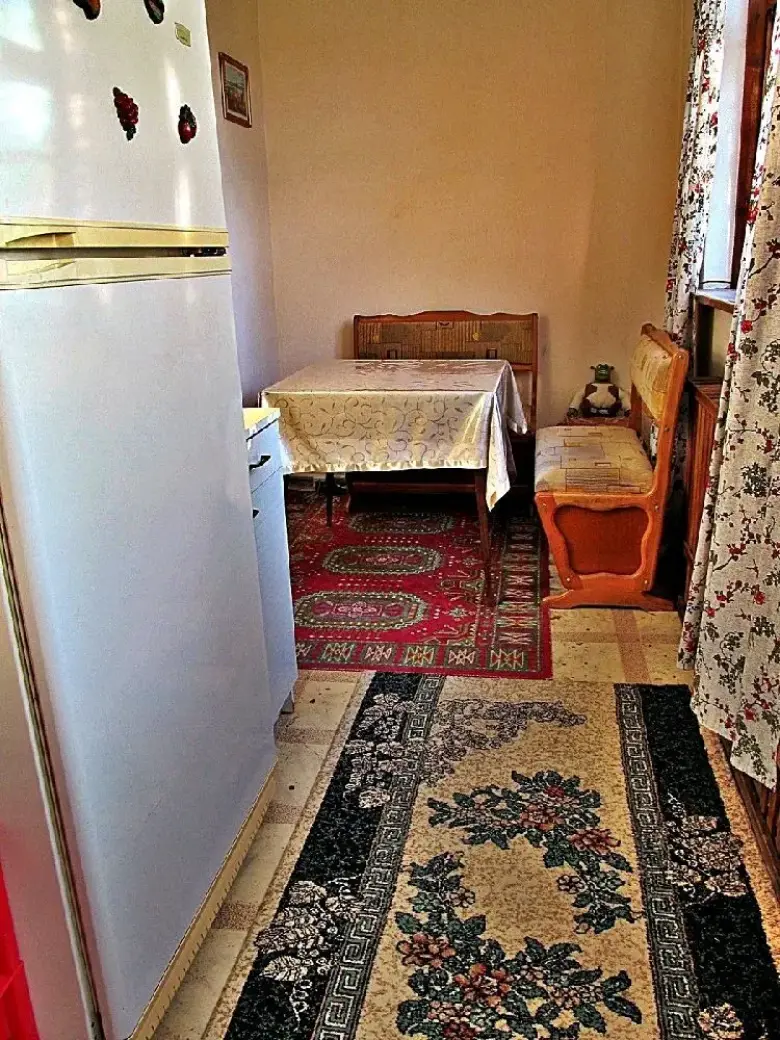 Массив Ялангач. Эко Базар. 1 перед. В 2х комнатную. — 4/9