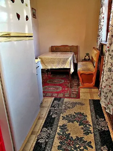 Массив Ялангач. Эко Базар. 1 перед. В 2х комнатную. — 4/9