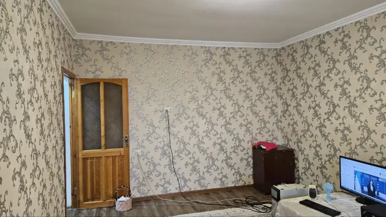 Срочна продаю 4 комнатную квартиру в Бадамзаре — 8/8