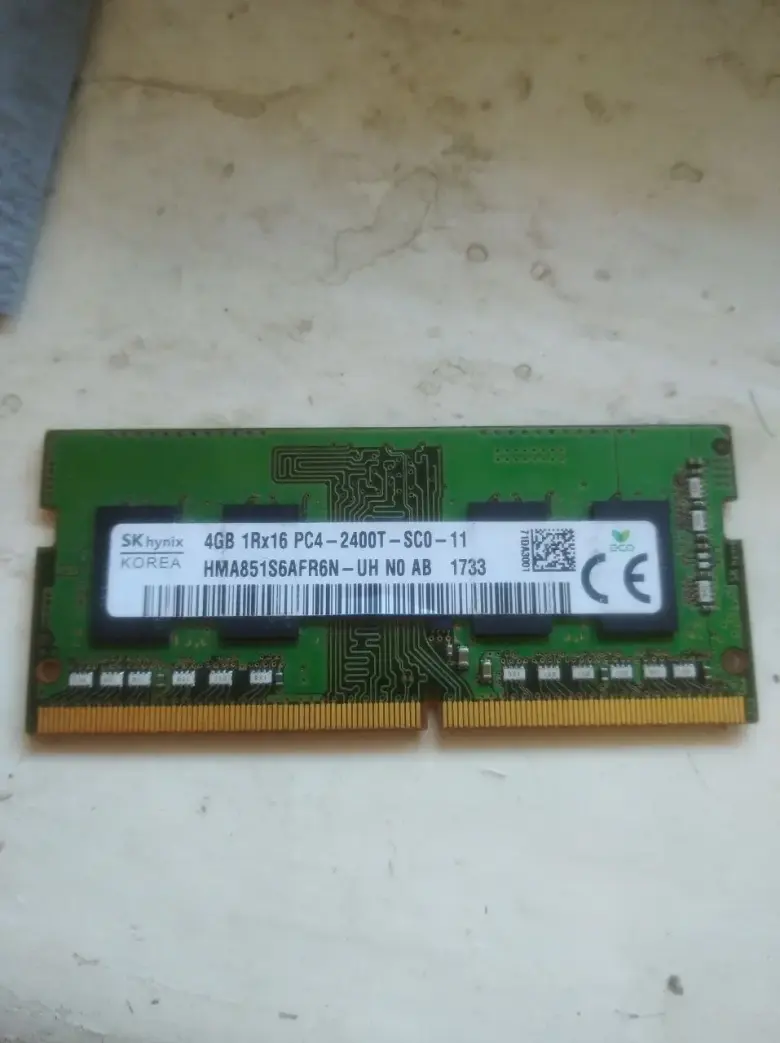 Оперативная память для ноутбука DDR4 4GB Hynix 2400MHz SODIMM — 1/1