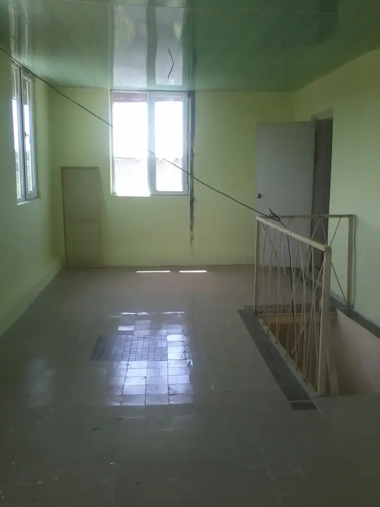 Сдаю в Аренду под Склад,цех,офис,хостел.Дом 255 кв.м. Участок 11 соток — 8/8