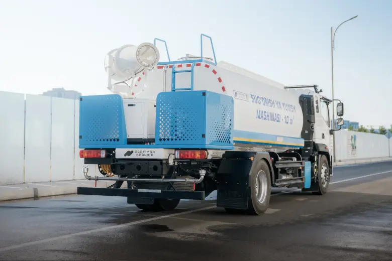 FOTON Auman D Поливомойка водовоз — 2/3