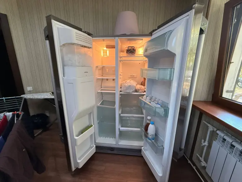 Hotpoint-Ariston холодильник — 2/3