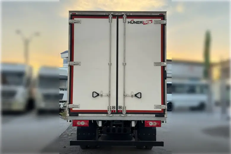 Foton Aumark с изотермическим фургоном — 2/3