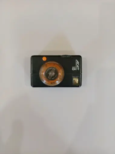 Плёночный полуформатный фотоаппарат Агат 18 СССР.