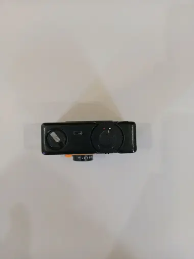 Плёночный полуформатный фотоаппарат Агат 18 СССР. — 3/4