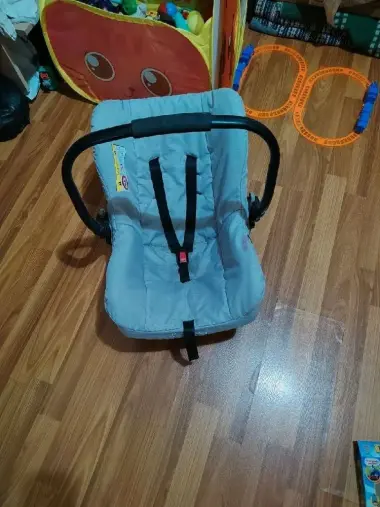 Продам автокресло